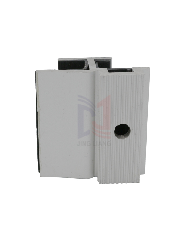 Sistemi di supporto per facciate di pannelli di terracotta di 30 mm